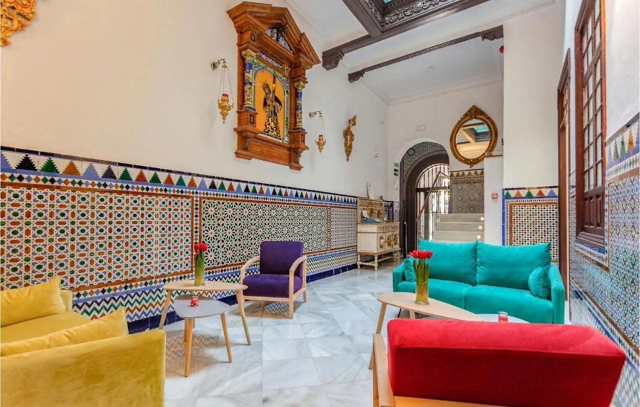 Amazing Apartment In Sevilla With Kitchen 0*,  Spanien