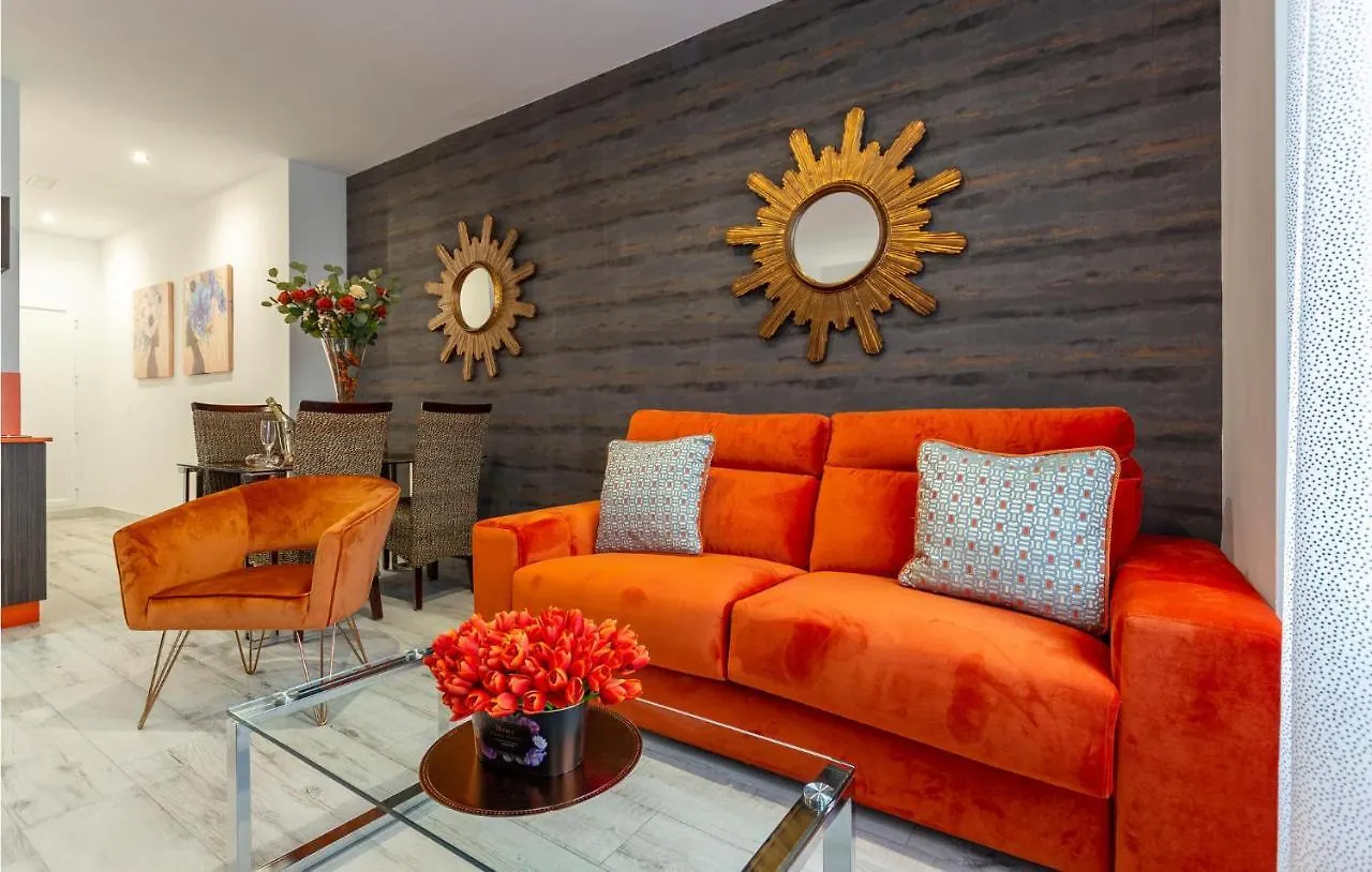 Amazing Apartment In Sevilla With Kitchen